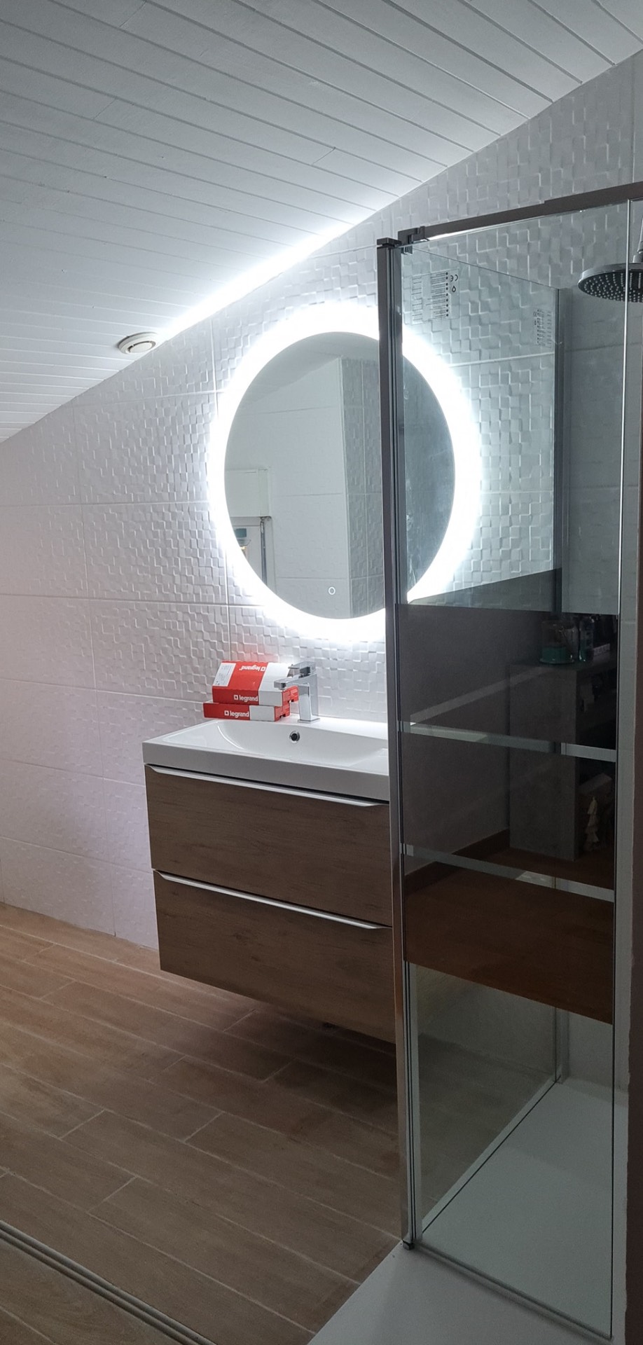 Salle de bain, douche à l'italienne
